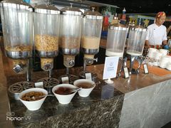 -武汉世茂希尔顿酒店·汇·全日餐厅