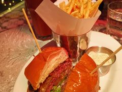 牛肉培根汉堡-Chili's Cafe&Bar奇利斯(滨江店)