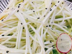 香椿苗黑豆腐丝-恭敬李·烤鸭(天坛北门店)