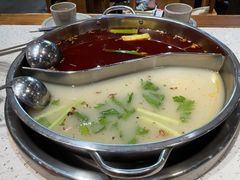 -肖肖酸萝卜鱼火锅(总店)