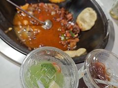 -鲁员外地锅鸡地锅鱼(古墩路店)
