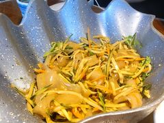 东北大拉皮-95号酱骨·一块豆腐(展春园西路店)