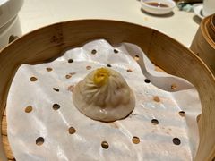 活拆蟹黄小笼包-成隆行·蟹王府(九江路店)