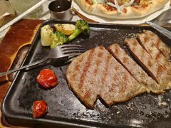 -必胜客(万达百货店)
