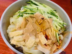-黑八私房老北京炸酱面