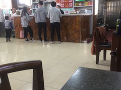 大堂-胡家包子·清真(大众巷店)