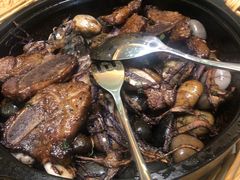 -泉畔人家·老济南经典鲁菜(大明湖店)