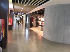 -百联临沂购物中心(临沂路店)