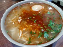 -亮亮面馆(经六路店)