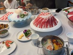 -德天肥牛海鲜火锅(龙吟坊店)