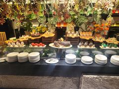 -唐拉雅秀酒店-西锦汇空中BBQ·思创餐厅