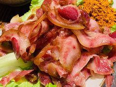 峨眉香猪肉-红料理|串串有瘾·烧烤(吴中路店)