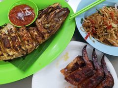 -明记烧鱼美味店