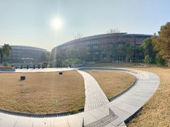 -上海滴水湖皇冠假日酒店