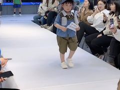 -潮童星少儿模特形体培训(郑州总校)