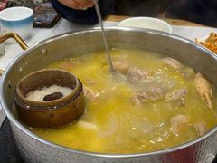 -朴小妹人参鸡汤火锅(长白山万达店)