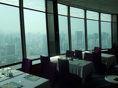 -亚洲国际大酒店·云顶阁旋转自助餐厅