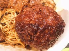红烧狮子头-谷沙屋面铺