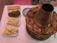 -羊家胡同·龙虾烧烤火锅(龙汇路店)