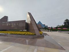 -上海市龙华烈士陵园