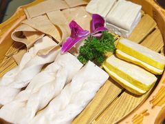 -滇釜火锅·能喝汤的火锅(车公庄店)