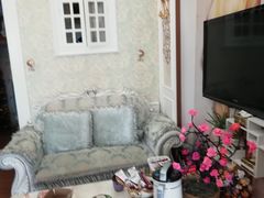 -七特丽墙布墙纸·窗帘·软包定制(万源路店)