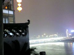 -屋顶顶城市·江景酒店-客房部