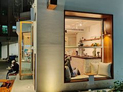 -Line 咖啡(石厦花园店)