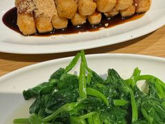 -渝信川菜 · 川味家常菜(财富购物中心店)