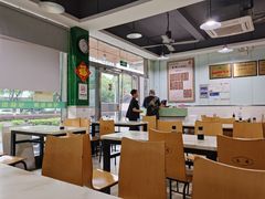 大堂-绿杨馄饨临顿路店