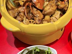 -多嘴肉蟹煲(万达店)