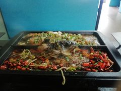-茅炒屋龙虾·烧烤·湘菜(新河路店)