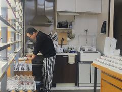 -优医视平价眼镜蔡司依视路折扣工厂店(十里堡店)