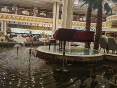 -碧中海汤泉汗蒸酒店