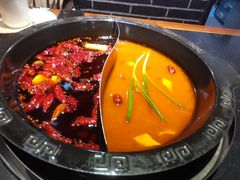-周周有辣火锅馆(玖耀里店)
