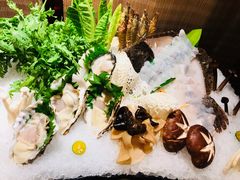 -余欢领鲜火锅(新街口店)