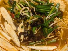 -粉八·云南米线·建水烧烤(常熟路店)