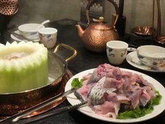 -得意咚瓜·顺德鱼生·冬瓜火锅(深圳首店)