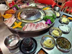 -哈哈碳都·牛肋条无限自助烤肉(台江万达店)
