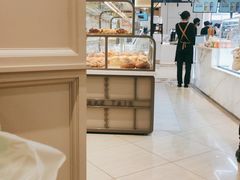 -面包新语(龙湖·西宸天街店)