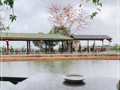 -侯臣咖啡文化村