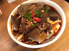 -炉小二铜锅牛蛙•川湘菜(三里屯店)