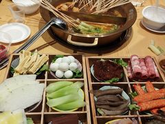 -娜姐鲜牛肉串串火锅(藏龙岛店)