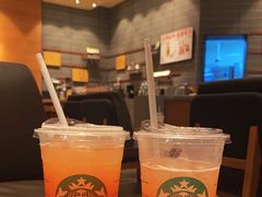 -星巴克臻选(深圳龙岗万科店)