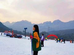-济南卧虎山滑雪场