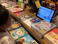 -茑屋书店(天目里店)