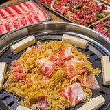 谁懂酸菜烤肉的魅力啊！！