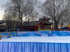 -欢乐水魔方水世界