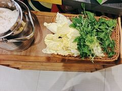-四季喧黔味豆米火锅(万达广场店)