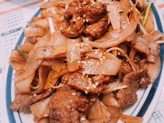干炒牛河-小龍鳳餐室(番禺路店)